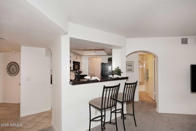 5104 N 32ND Street 323, Phoenix, AZ 85018