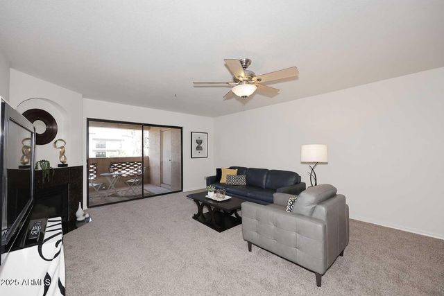 5104 N 32ND Street 323, Phoenix, AZ 85018