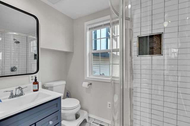 6916 E Stonegate St, Wichita, KS 67206