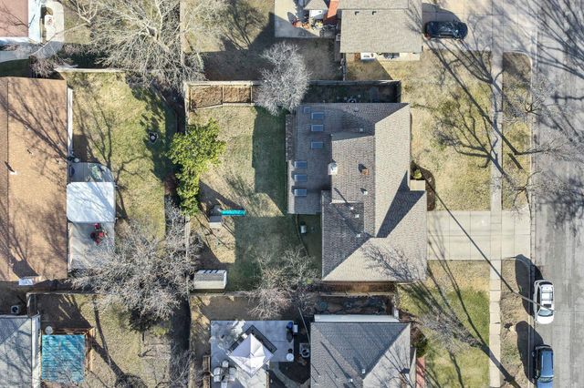 6916 E Stonegate St, Wichita, KS 67206