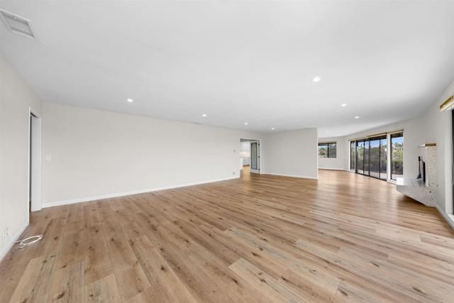 275 HiHill Way, El Cajon, CA 92020