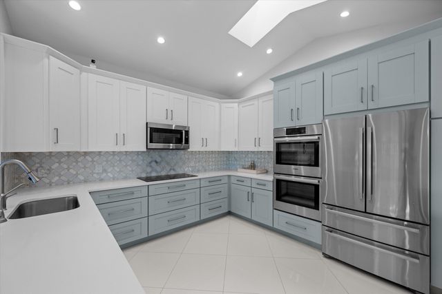 2467 Muir Circle, Wellington, FL 33414