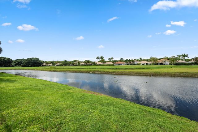2467 Muir Circle, Wellington, FL 33414