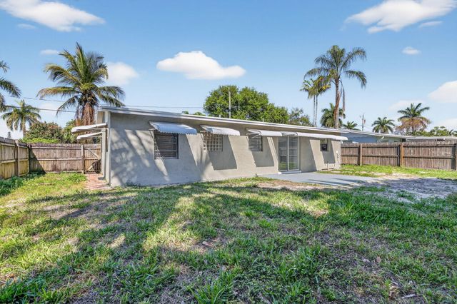 4316 Wilkinson Drive, Lake Worth Beach, FL 33461