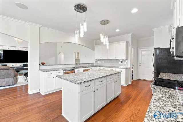 2400 Black Branch SW, Huntsville, AL 35803