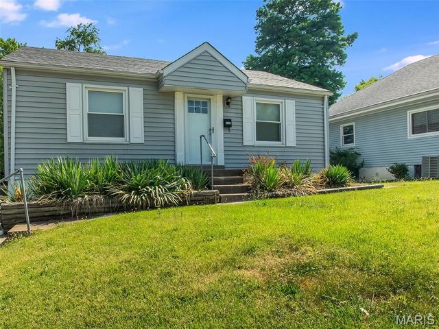 5237 Heege Road, St Louis, MO 63123