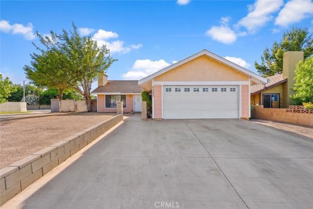 44605 Gillan Avenue, Lancaster, CA 93535