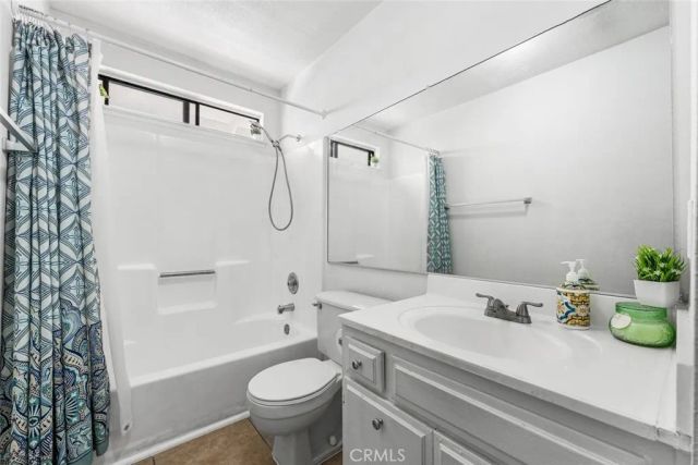 44605 Gillan Avenue, Lancaster, CA 93535