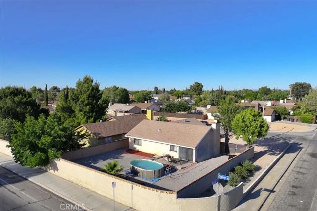 44605 Gillan Avenue, Lancaster, CA 93535