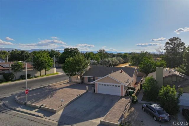 44605 Gillan Avenue, Lancaster, CA 93535