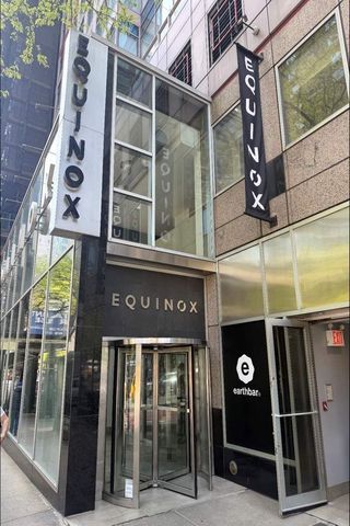 424 E 52nd St Apt 2A, New York City, NY 10022