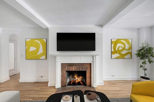424 E 52nd St Apt 2A, New York City, NY 10022