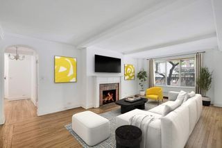 424 E 52nd St Apt 2A, New York City, NY 10022