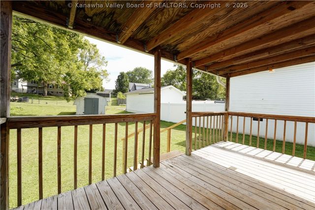 834 S Washington Street, St Albans, WV 25177