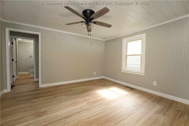 834 S Washington Street, St Albans, WV 25177