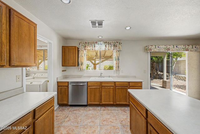 8699 E Semple Street, Tucson, AZ 85747