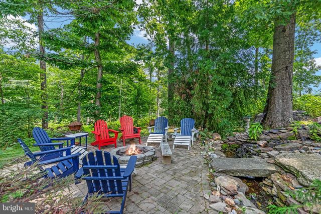 10618 SHADOW LN, Fairfax Station, VA 22039