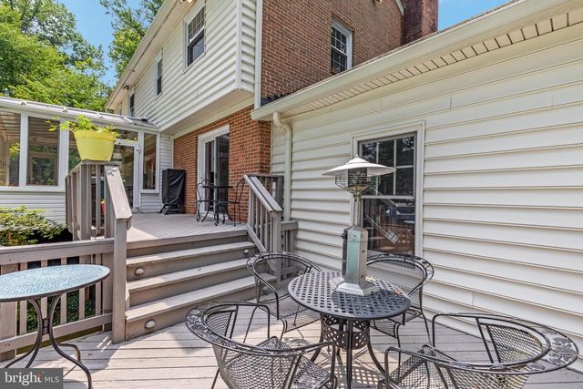 10618 SHADOW LN, Fairfax Station, VA 22039
