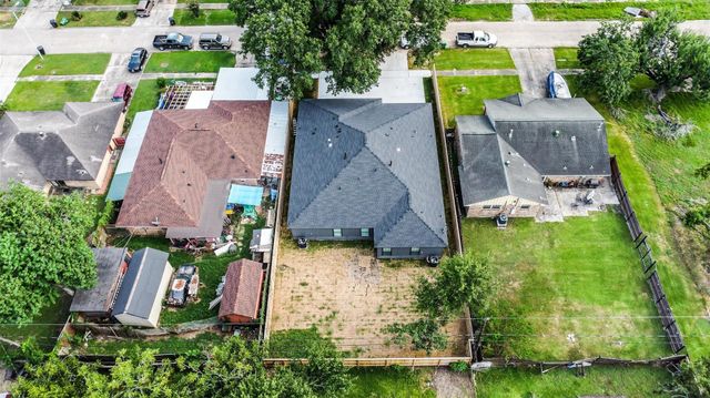 6103 Cavalier Street, Houston, TX 77087