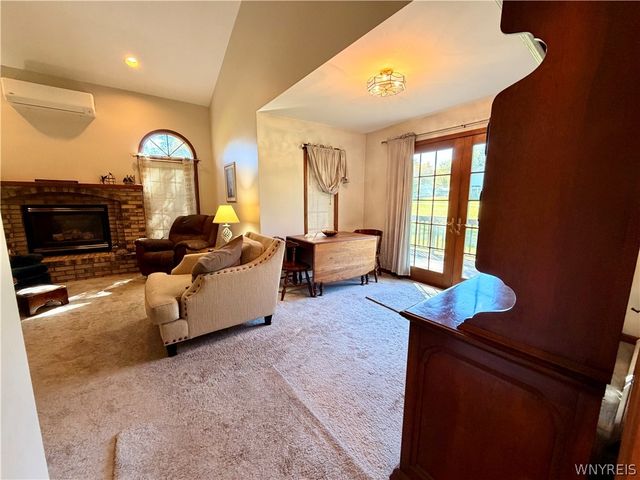 5790 Homestead Road, Boston, NY 14075