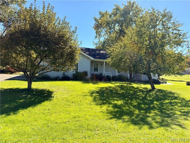 5790 Homestead Road, Boston, NY 14075