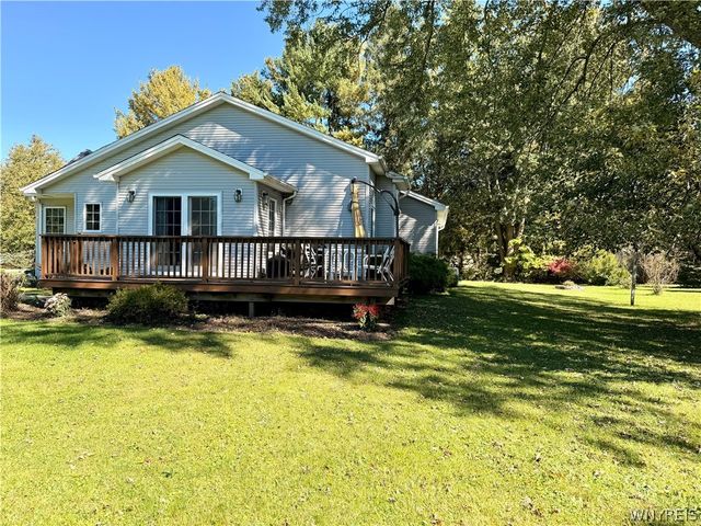 5790 Homestead Road, Boston, NY 14075