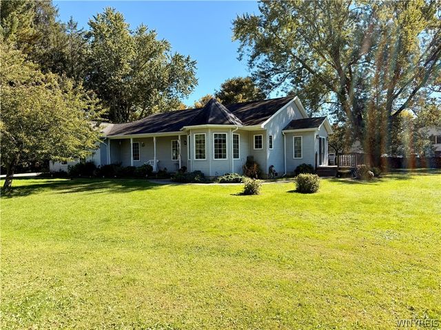 5790 Homestead Road, Boston, NY 14075