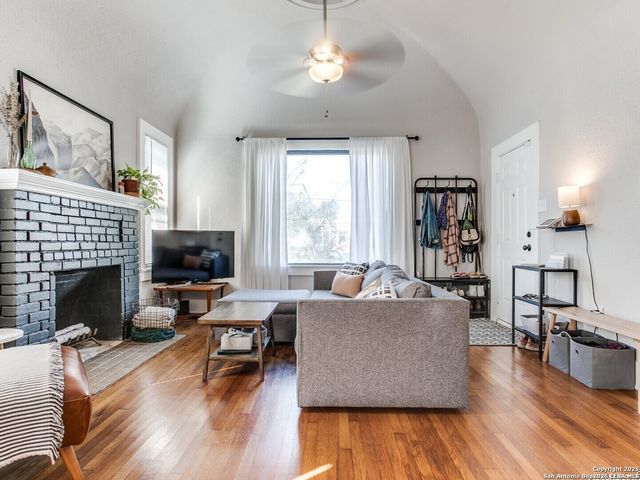 814 W Gramercy, San Antonio, TX 78212