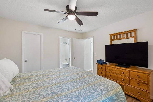 1036 Oakcrest Drive, Charleston, SC 29412