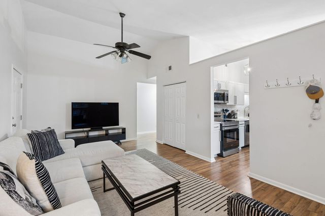 1036 Oakcrest Drive, Charleston, SC 29412