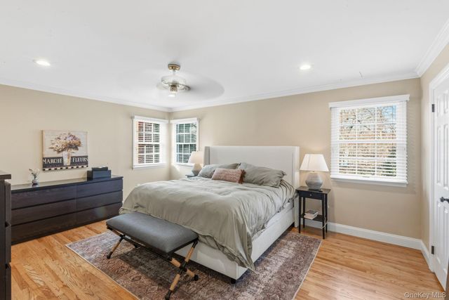 11 Oxford Street, Northport, NY 11768