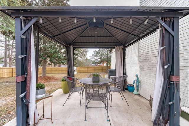 752 N Willow Street, Angier, NC 27501