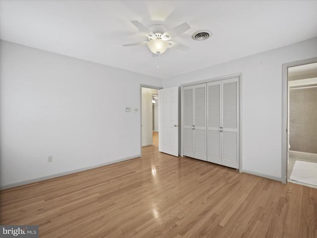 933 KENWOOD DR, Hagerstown, MD 21740