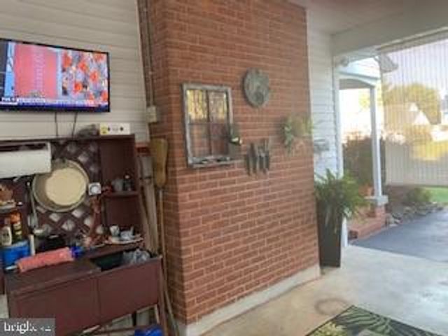 933 KENWOOD DR, Hagerstown, MD 21740