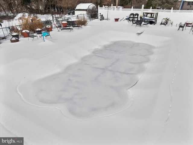 933 KENWOOD DR, Hagerstown, MD 21740