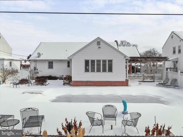 933 KENWOOD DR, Hagerstown, MD 21740