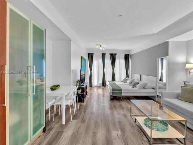 1052 Ocean Dr C203, Miami Beach, FL 33139