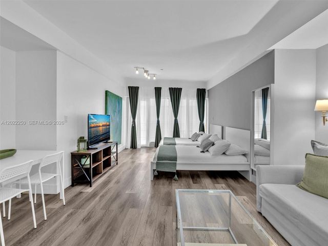 1052 Ocean Dr C203, Miami Beach, FL 33139