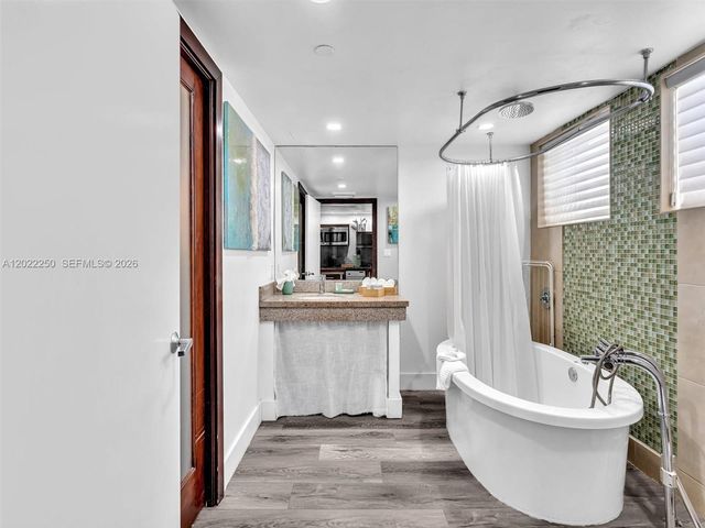 1052 Ocean Dr C203, Miami Beach, FL 33139