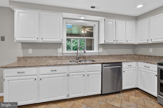 10914 SHADOW LN, Columbia, MD 21044