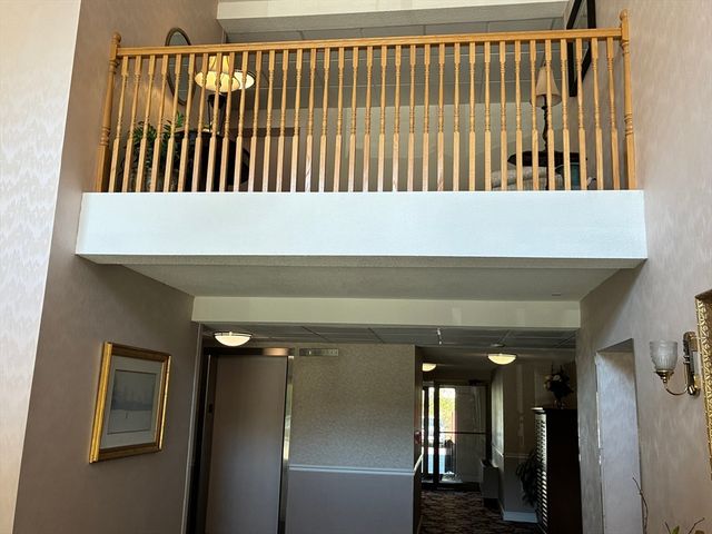 1 Summit Drive 24, Reading, MA 01867