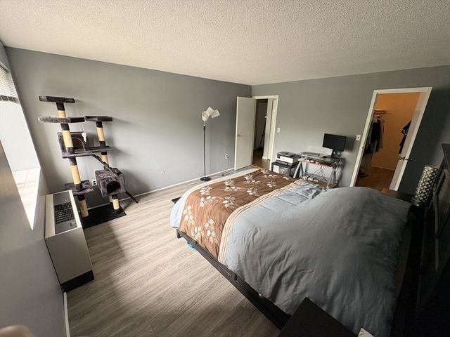 1 Summit Drive 24, Reading, MA 01867