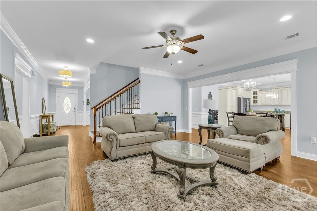 Image 12 of property listing at 515 Bodaford Road, Richmond Hill, GA 31324