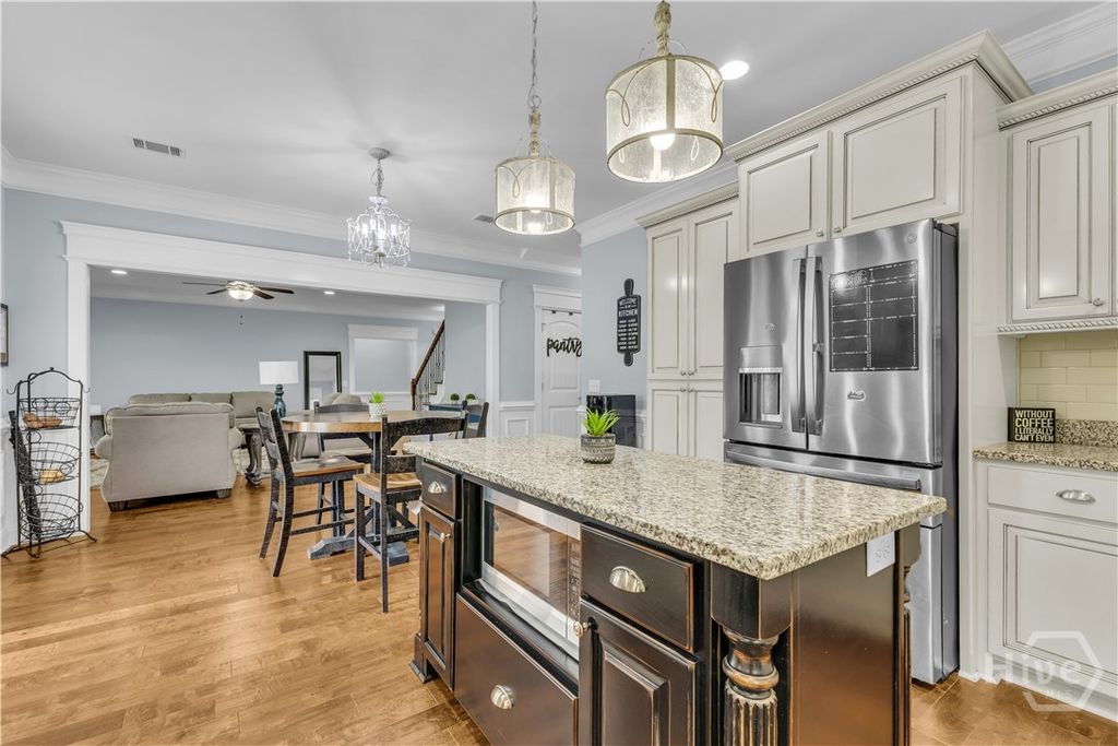 Image 19 of property listing at 515 Bodaford Road, Richmond Hill, GA 31324