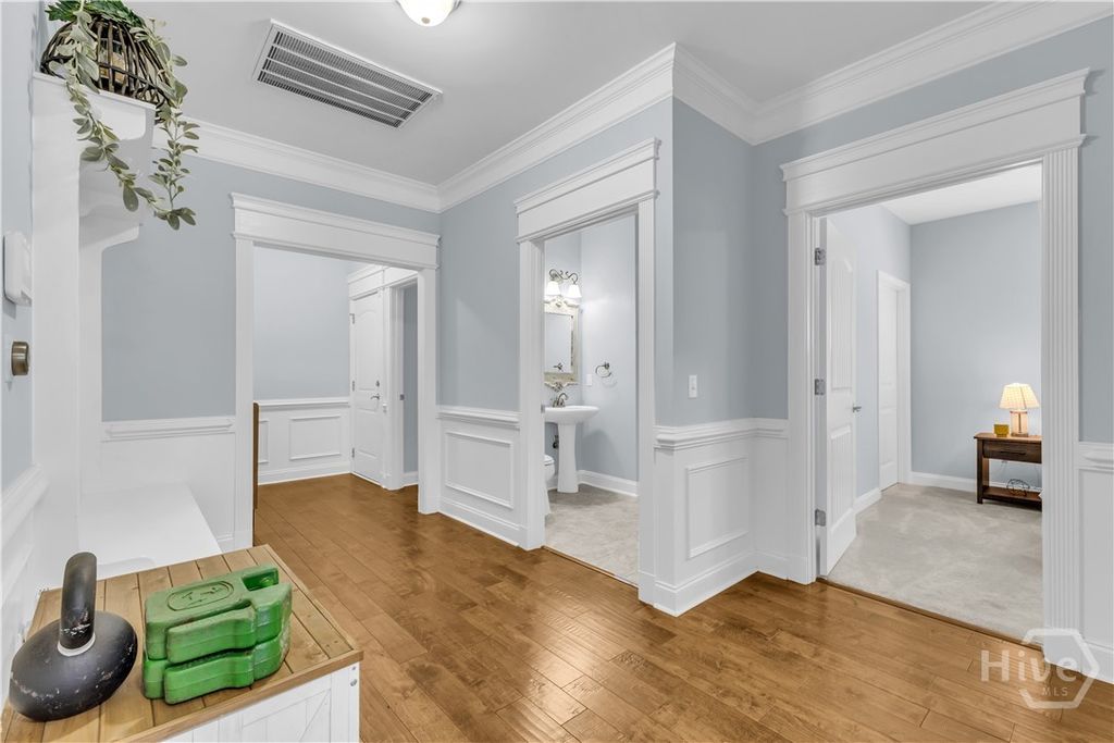 Image 21 of property listing at 515 Bodaford Road, Richmond Hill, GA 31324
