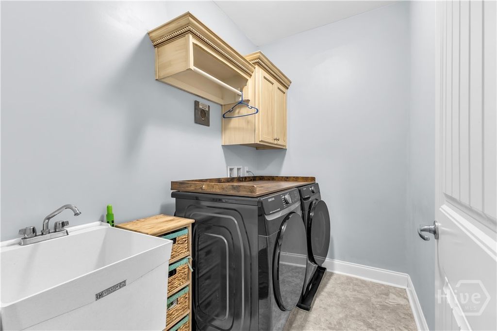 Image 26 of property listing at 515 Bodaford Road, Richmond Hill, GA 31324