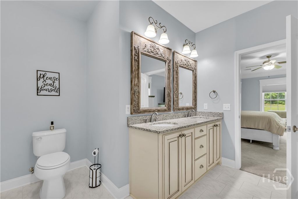 Image 33 of property listing at 515 Bodaford Road, Richmond Hill, GA 31324