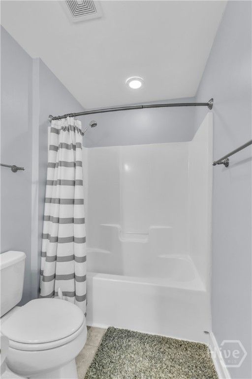 Image 53 of property listing at 515 Bodaford Road, Richmond Hill, GA 31324