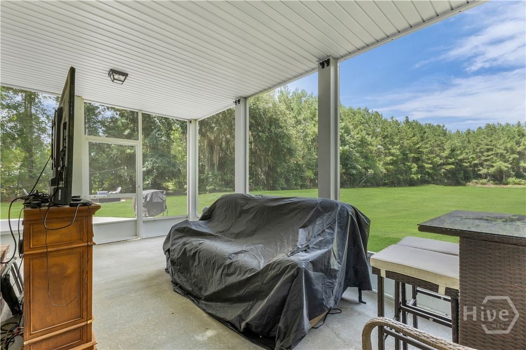 Image 59 of property listing at 515 Bodaford Road, Richmond Hill, GA 31324