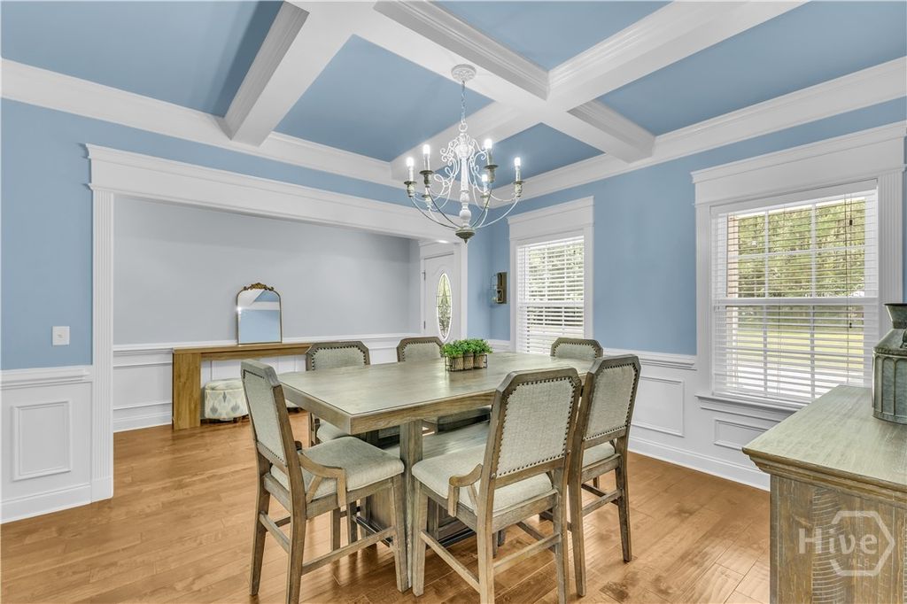 Image 9 of property listing at 515 Bodaford Road, Richmond Hill, GA 31324